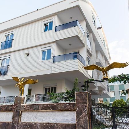 Family Apart-Hotel "2022"- 5 Antalya Bagian luar foto