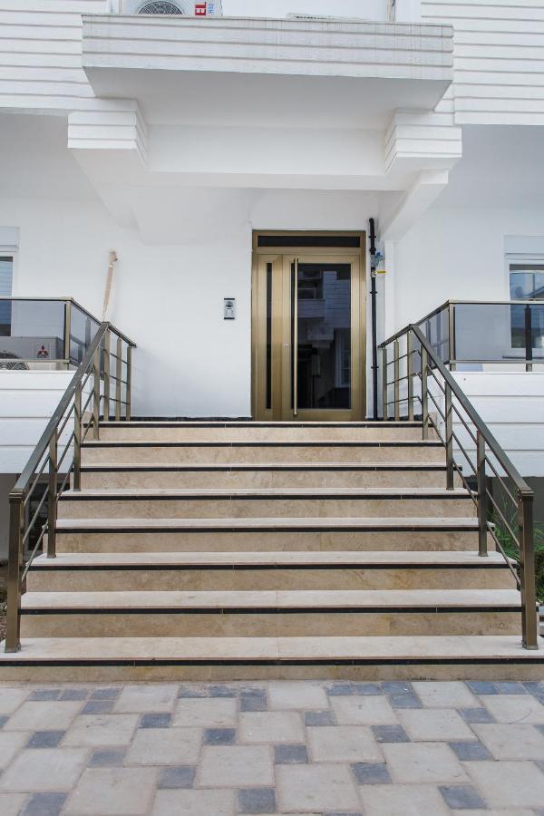 Family Apart-Hotel "2022"- 5 Antalya Bagian luar foto